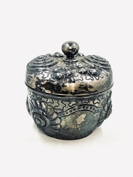 Wilcox Silver Plate Co Antique Victorian Quadruple Plate Tea Caddy Covered Bowl