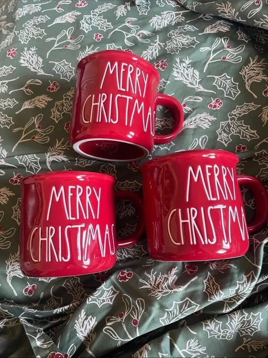 Trío of Rae Dunn Merry Christmas Mugs