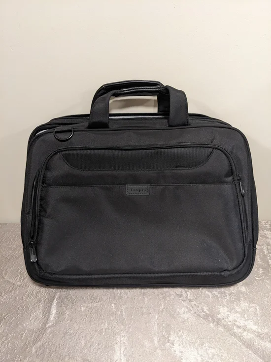 Targus AC0063 Checkpoint Friendly Laptop Briefcase Black NWOT