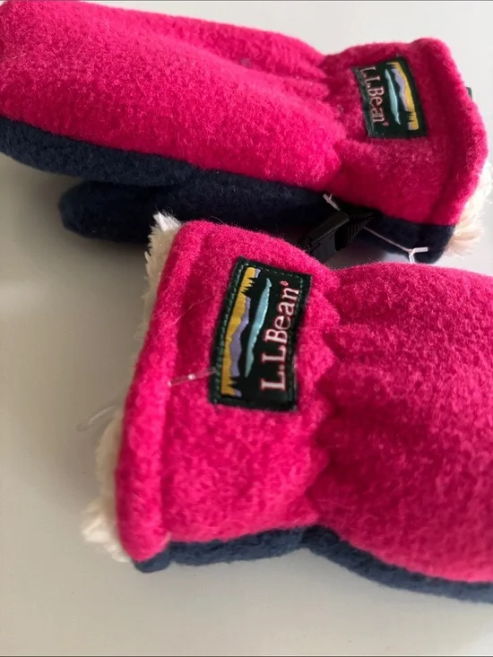 L.L. Bean Kids Bright Pink Fleece Mittens