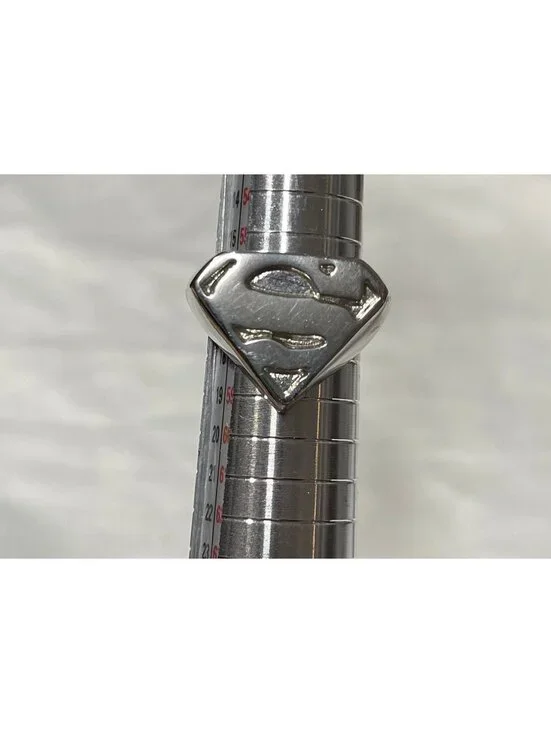 DC Comics Superman Shield Ring Size 8 Silver Tone