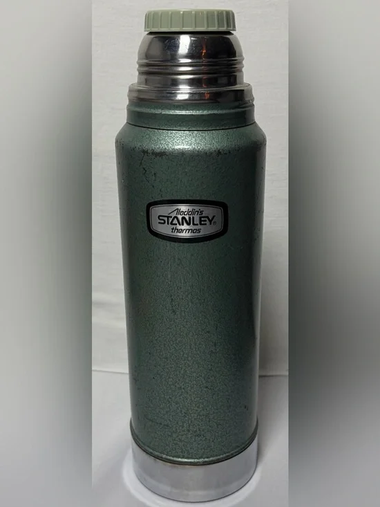 Vintage Aladdin Stanley Thermos A-944C 32oz Classic Hammered Green Finish No Cup