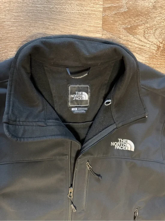The North Face Men’s Large Black WindWall Softshell Jacket Fleece Lined Full Zip