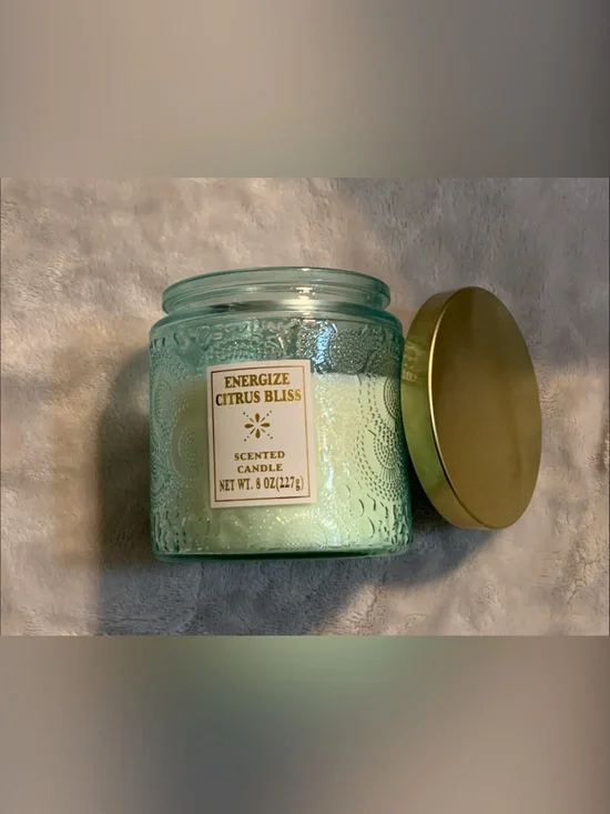 Energie Citrus Bliss Jar Candle Glass Jar with Gold Tone Lid