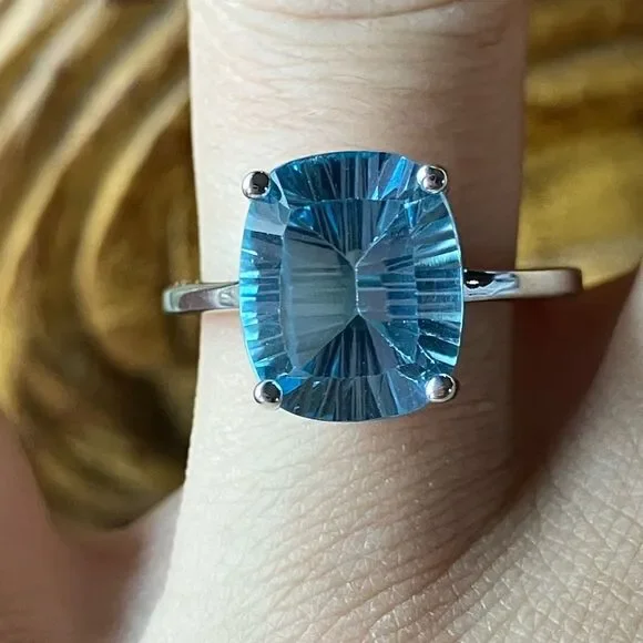 Sky Blue Topaz Sterling Silver Solitaire Ring Size 8