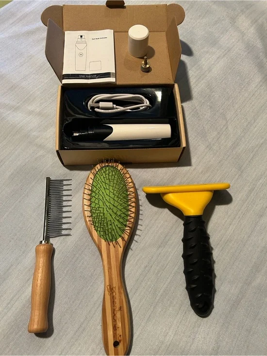Complete grooming kit for dogs with FURminator, comb and brush plus nail dremmel