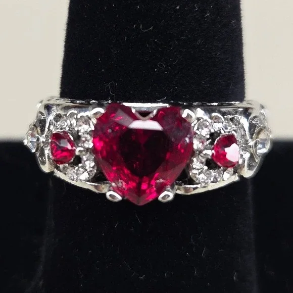 Red Heart Faux Ruby Filigree Ring Silver Tone Size 10 Statement‎ Jewelry