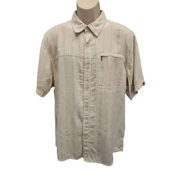 The North Face size large short sleeve button up men's outdoor neutral