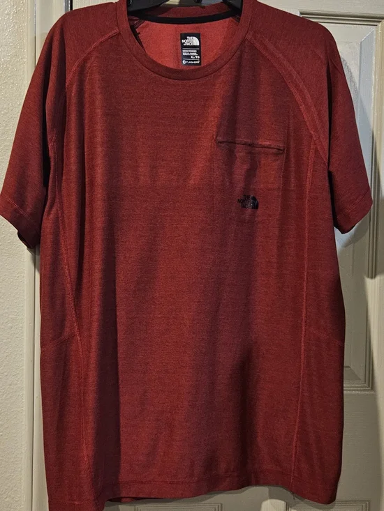 The North Face Men’s Brick Red Short-Sleeve Pocket Tee