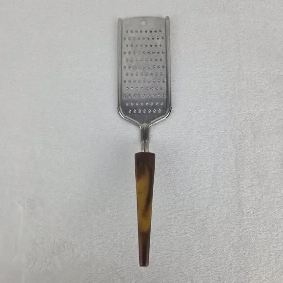 Vintage Stainless Steel Hand Grater‎ Bakelite Handle Kitchen Utensil 9.75
