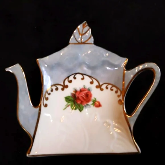 Cracker Barrel Tea Pot with Baby Blue with Gold Scrolling & Rose Trinket Dish