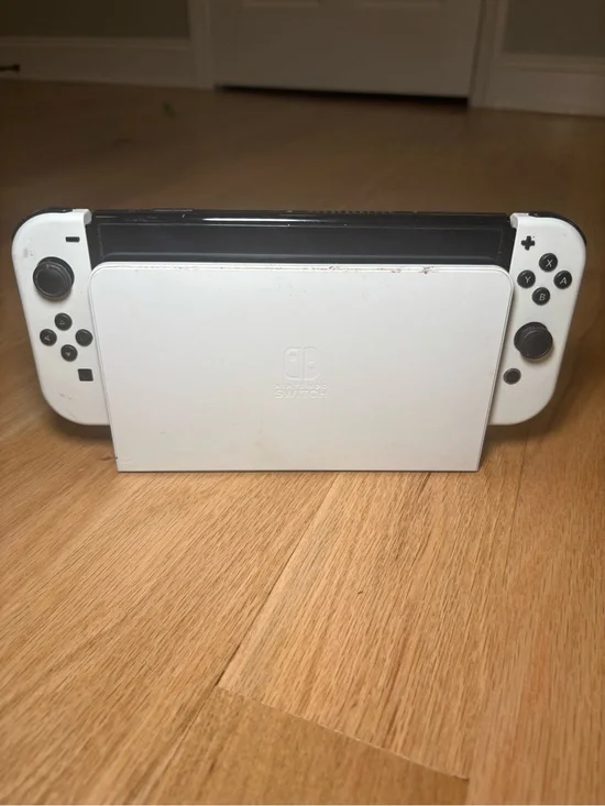 Nintendo White OLED Handheld Console with White Joy-Con