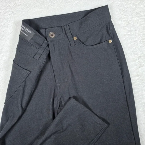 Levis 511 Slim Mens 30/30 Black Engineered for Movement S132465 Pants