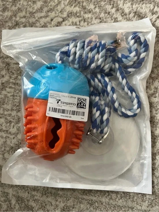Dog suction tug of war toy