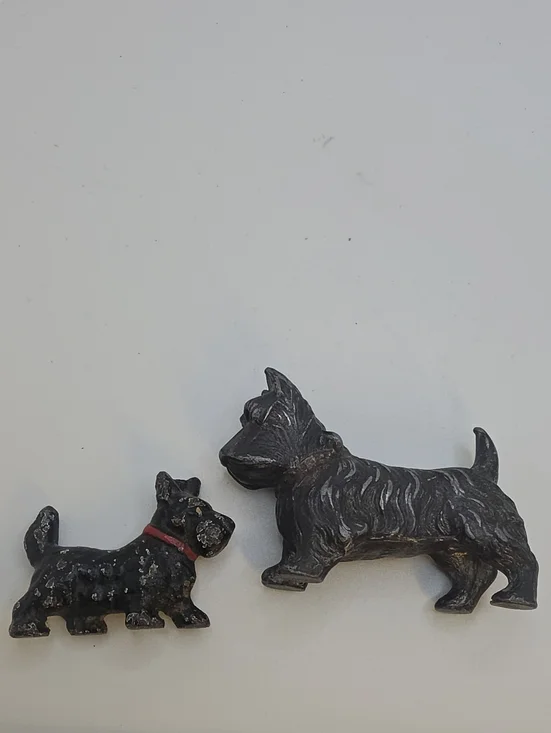 Vintage Scottie Terrier Dog Figurines - Set of 2