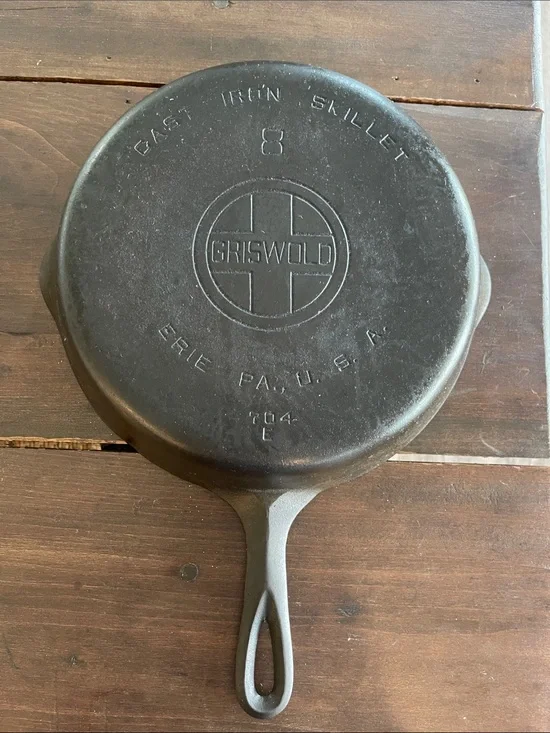 Antique #8 Griswold Cast Iron Skillet Block Logo