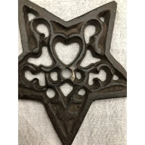 Vintage Rustic Cast Iron Star Trivet Heart Scroll Design Farmhouse Decor 3