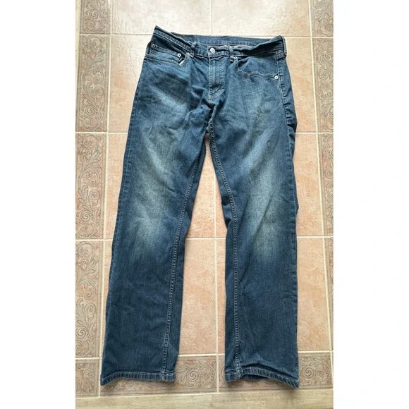 Levi's 559 Blue denim Men's Straight-Loose fit size: W33‎ L32
