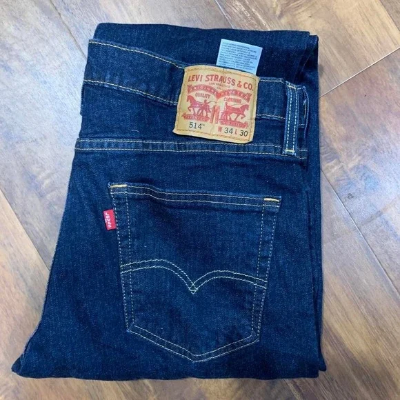 Levi's 514 dark wash jeans size 34x30