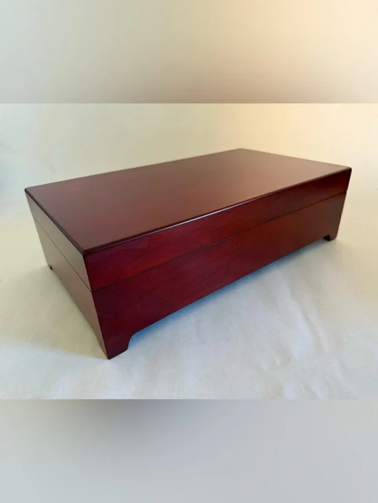 The Bradford Exchange Cherry Red Wooden Keepsake Box