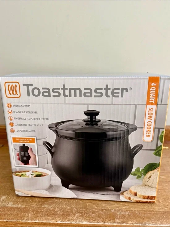 Toastmaster Cauldron 4-Quart Black Slow Cooker with Glass Lid