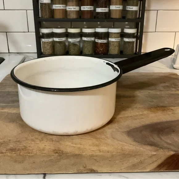 Vintage Black & White 1 Quart Enamelware Sauce Pan