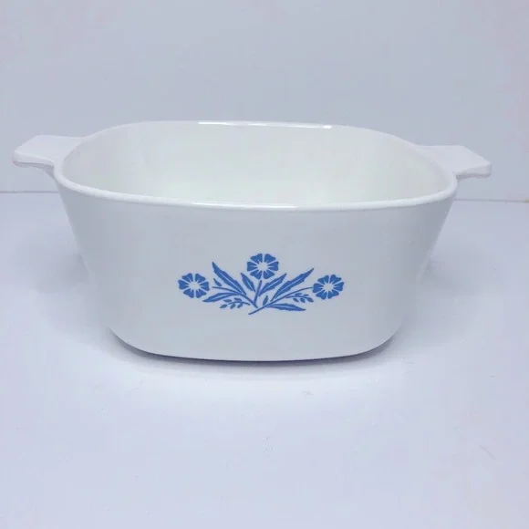 Vintage Corning Ware Blue Cornflower 1 3/4 Quart Timeless Farmhouse Cottagecore