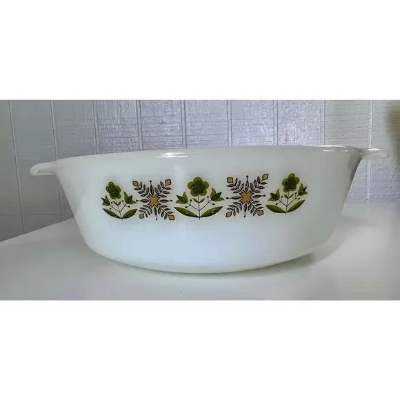 Vintage Anchor Hocking Fire King Green Meadow 1.5 Quart Casserole Dish 437