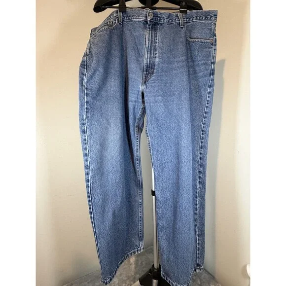 Levi’s Men’s Blue Denim Jeans Relaxed Tapered Mid Rise Medium Wash 5-Pocket