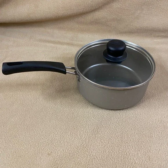 Tramontina‎ Chef Collection Saucepan 3 Quart Covered Small Saucepan Pot *FLAW