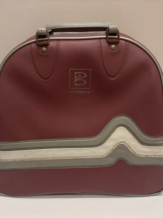 Vintage Brunswick Travel/Bowling Bag with Cream Trim rockabilly purse