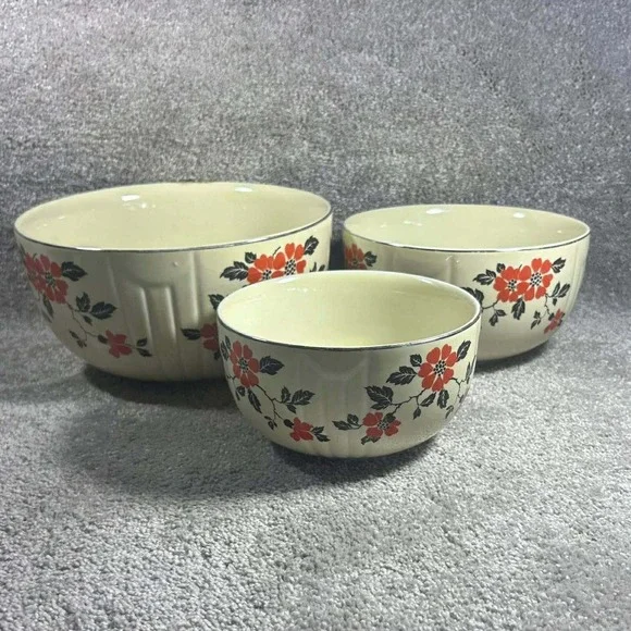 Hall China Mixing Bowls Ivory Red‎ Wild Poppy Floral Nesting Set of 3 Vintage