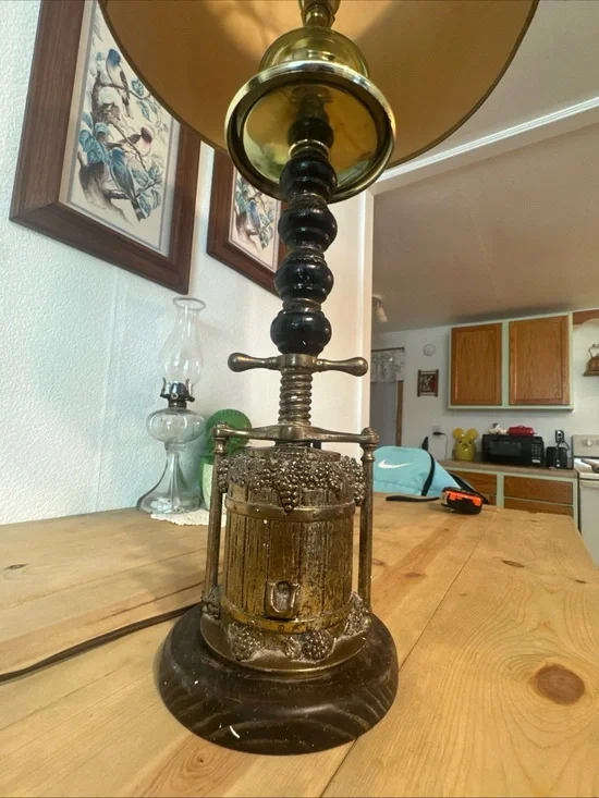 Unique Vintage novelty wine press table lamp 1960-70s With Original Shade WORKS