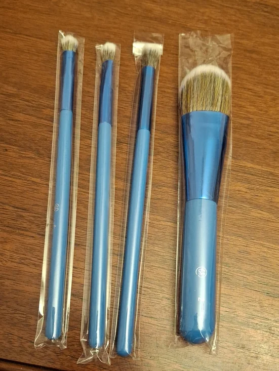 BH Makeup Brush Set New - 4 Piece #3
