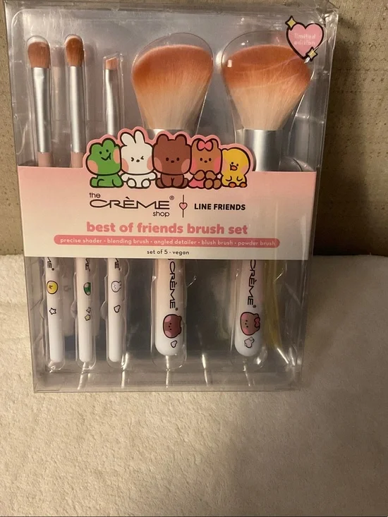 the CRÈME Shop x LINE FRIENDS Best of Friends Brush Set - Pink/White