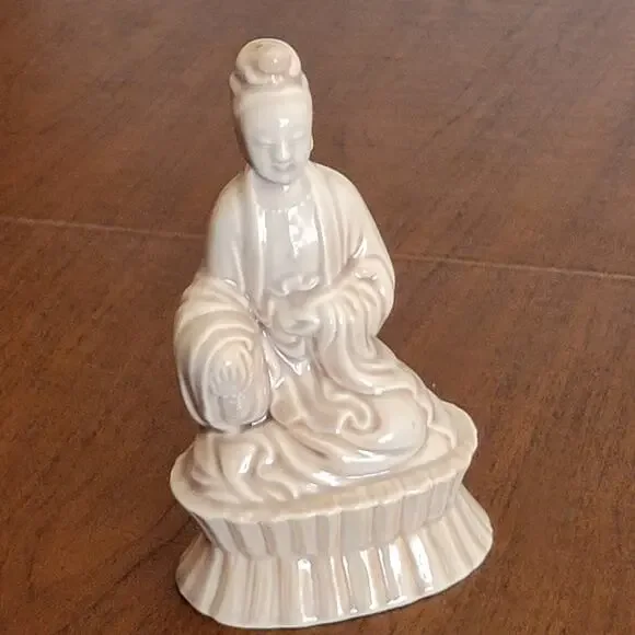 Vintage Roselane Pasadena California MCM Seated Buddha Porcelain Figure
