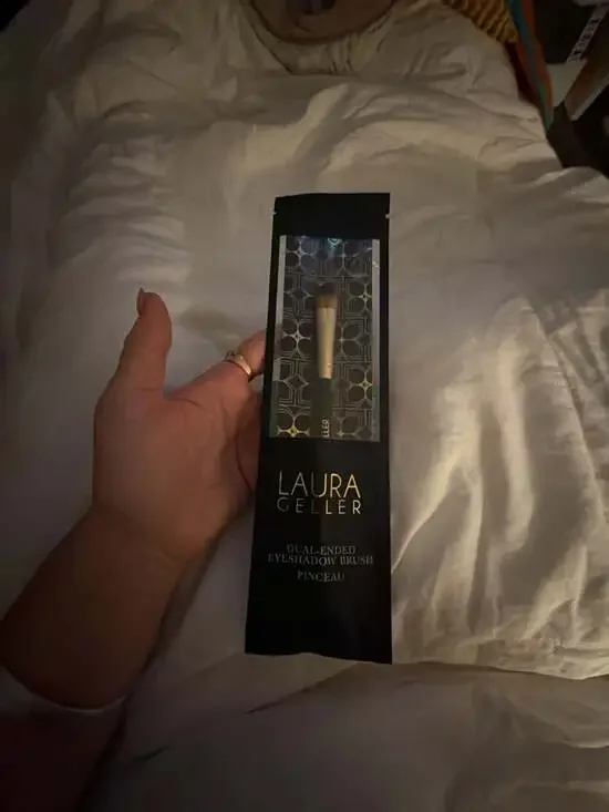 Laura Geller Dual-Ended Eyeshadow Brush - Pinceau