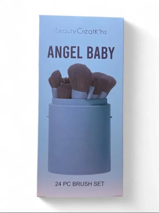 Makeup brushes