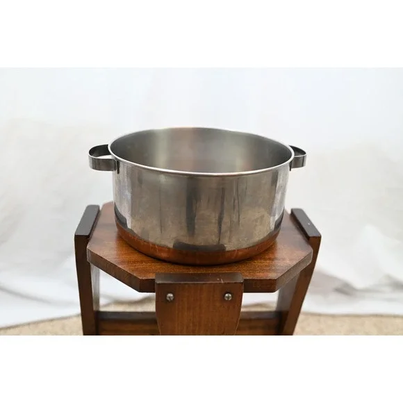 Revere Ware Copper Clad Bottom Stainless Steel Stock Pot 9.25 Inch Wide No Lid
