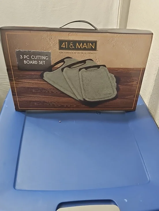 Green 3-Piece Cutting Board Set with Non-Slip Handles