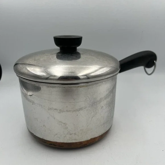 Vintage ~ Revere Ware Stainless Steel 2 QT. Sauce Pan With‎ Lid ~ USA