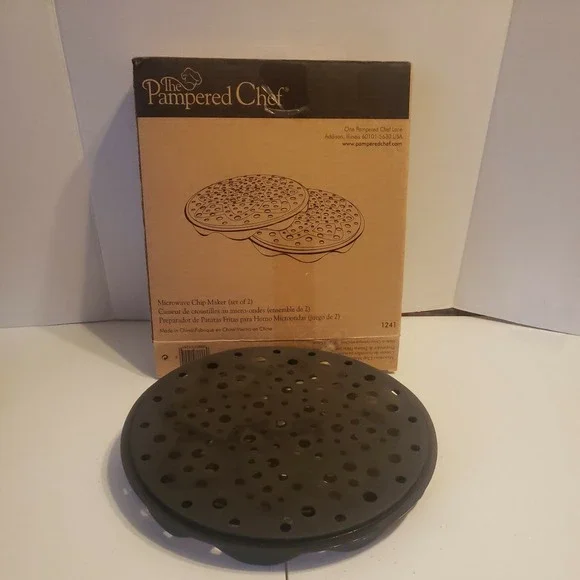 Pampered Chef Microwave Chip Maker Set of Two #1241‎ Box