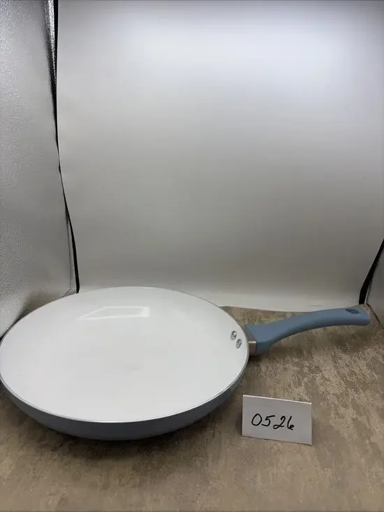 12” Ceramic non-stick frying pan, dishwasher safe, Blue