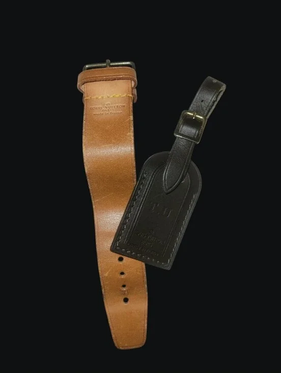 Louis Vuitton Black Leather Luggage Tag & Tan Poignant