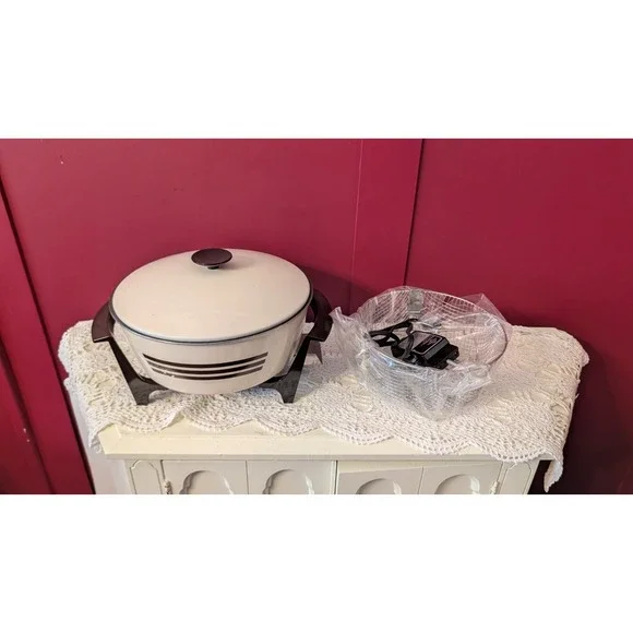 vintage west bend electric country New Never Used. Tested Working‎ With Basket.
