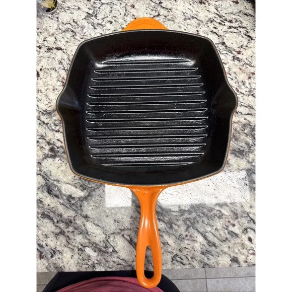 Le Creuset #26 Red Enameled Cast Iron Square Grill Pan Skillet Griddle Orange