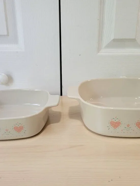 Set of 2 Vintage CORNINGWARE 