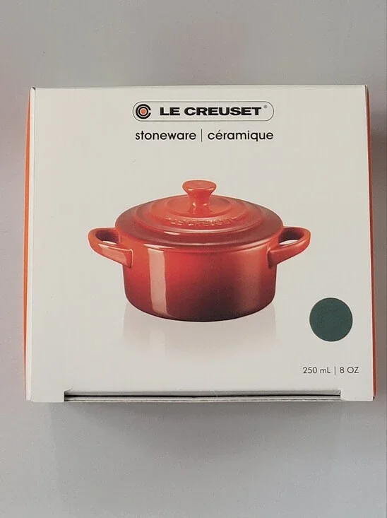Le Creuset Stoneware Mini Cocotte - Artichaut colored (250 mL / 8 oz)