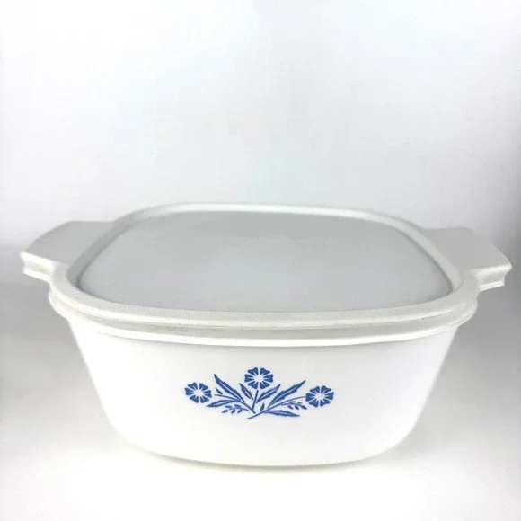 Vintage 1960-61 Corning Ware Blue Cornflower 2.5 Qt Casserole w Lid