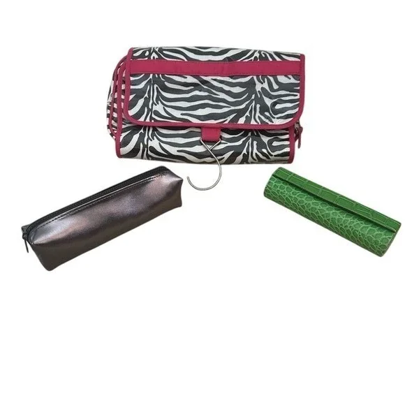Caboodles Hanging Travel Toiletry Bag Zebra Print Cosmetic Makeup Organizer